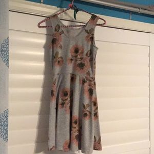 Grey dress with pink flowers h and m
